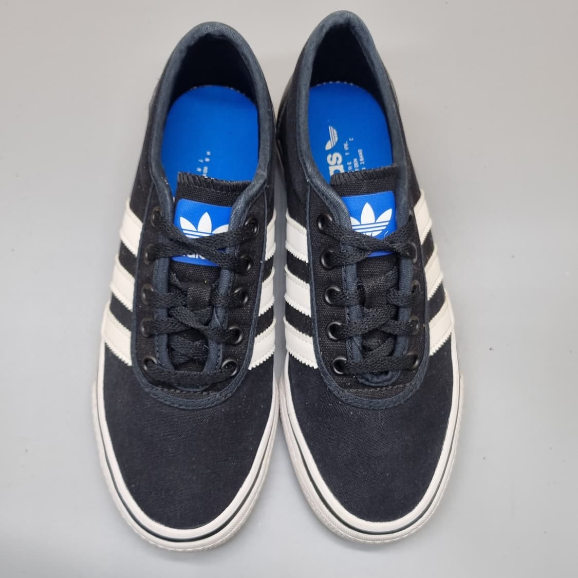 아디다스 아디이즈 스니커즈 245 상품이미지2