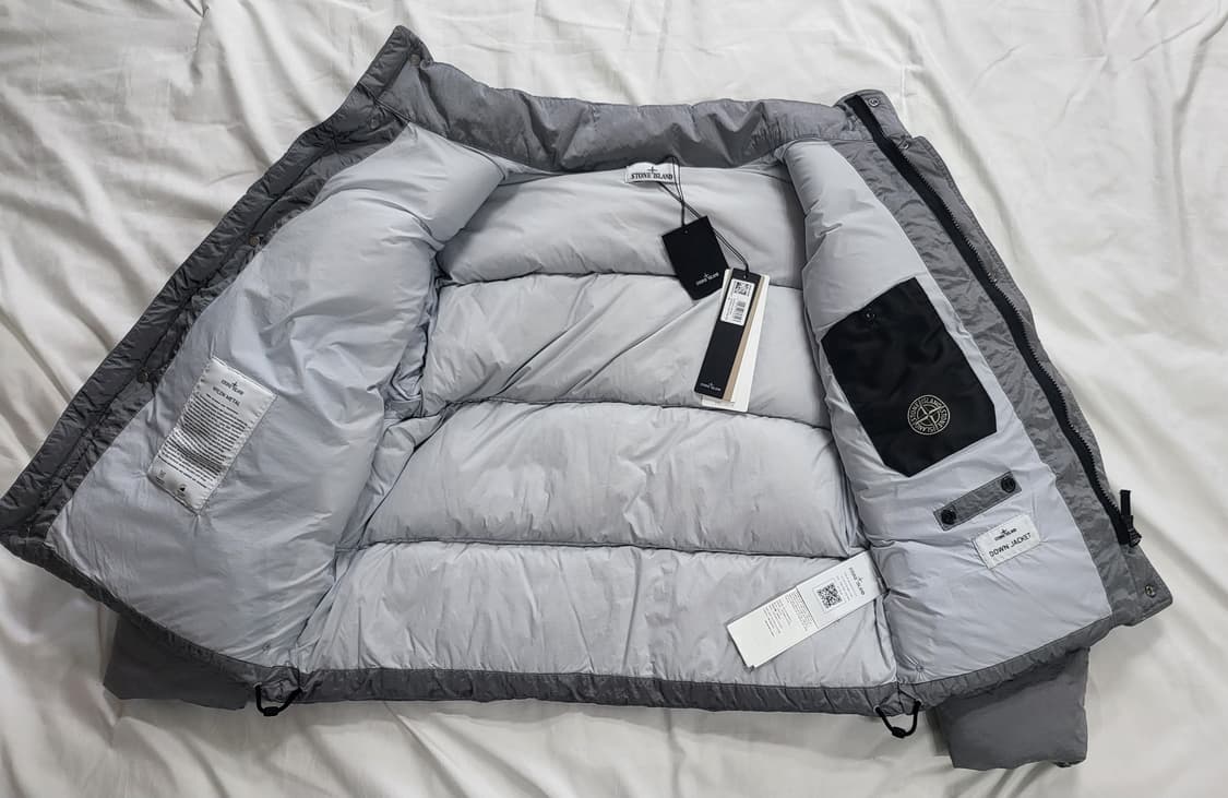 25FW 스톤아일랜드 나일론 메탈 에코닐 다운 자켓 상품이미지3