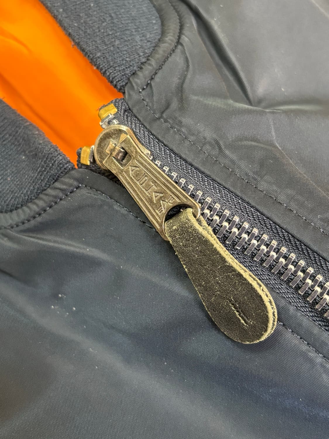 AlPHA Industries MA-1 상품이미지3