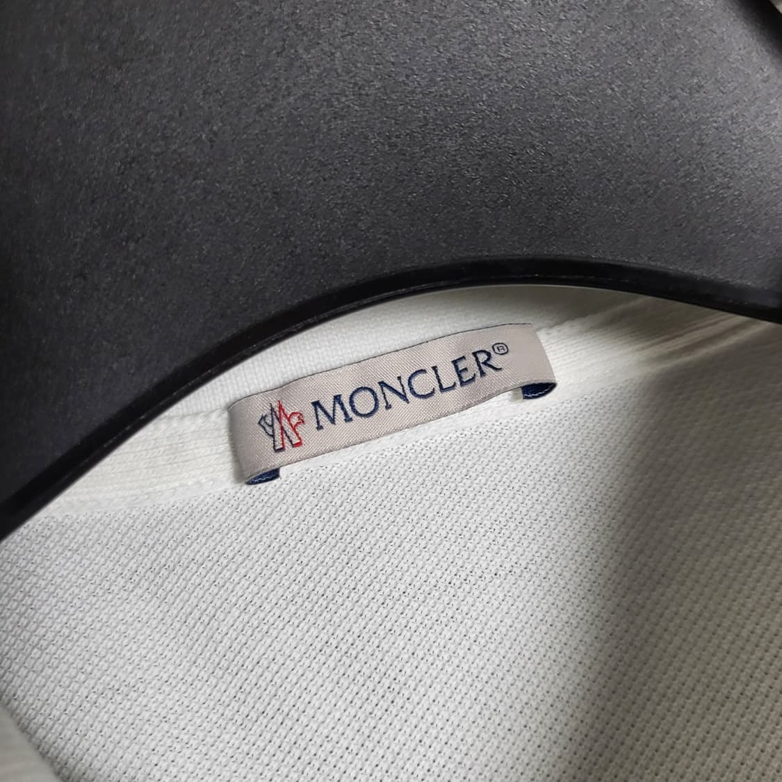 [새상품급] M / 22SS 몽클레어 폴로 반팔 카라티 상품이미지4
