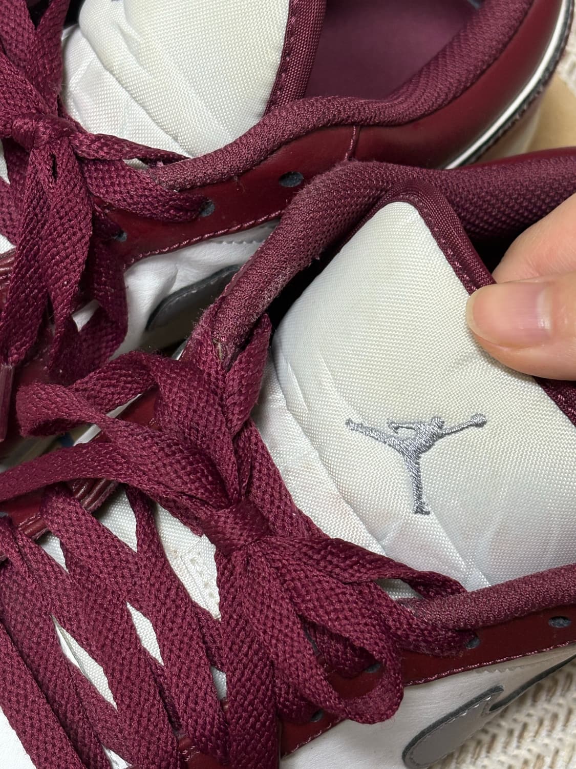 조던 1 로우 체리레드 275 상품이미지8