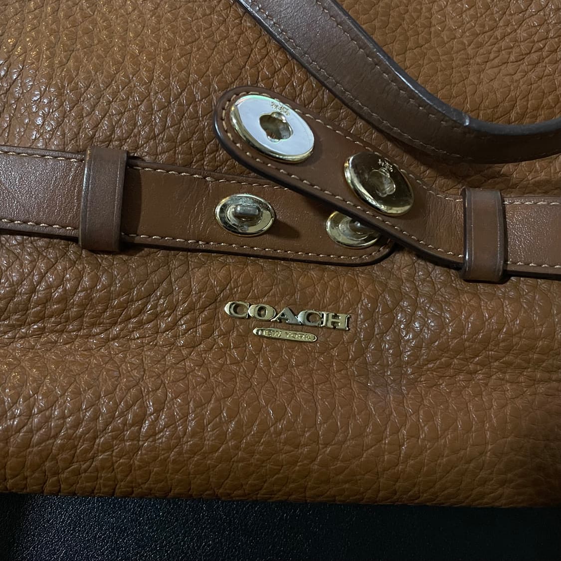 COACH코치 브라운 & 카키스웨이드 숄더백 상품이미지8