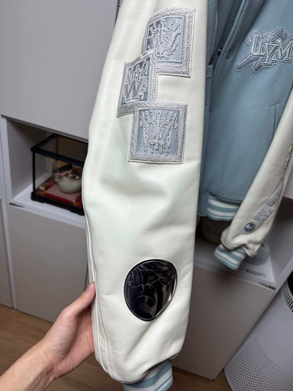 우영미 볼케이노 바시티 자켓 사이즈 50 상품이미지3