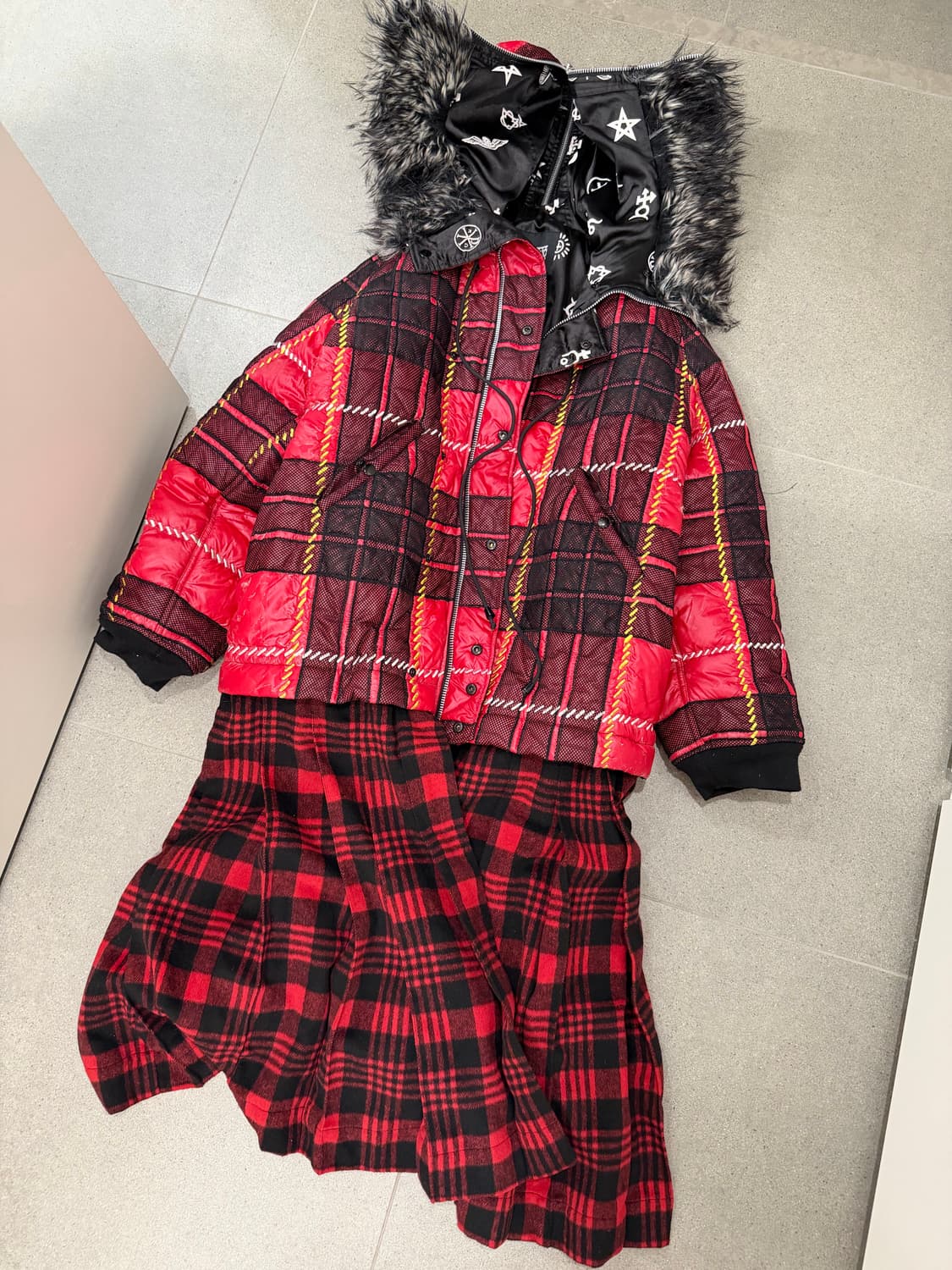 코쿤투자이 ktz 리버시블 퍼코트 상품이미지1