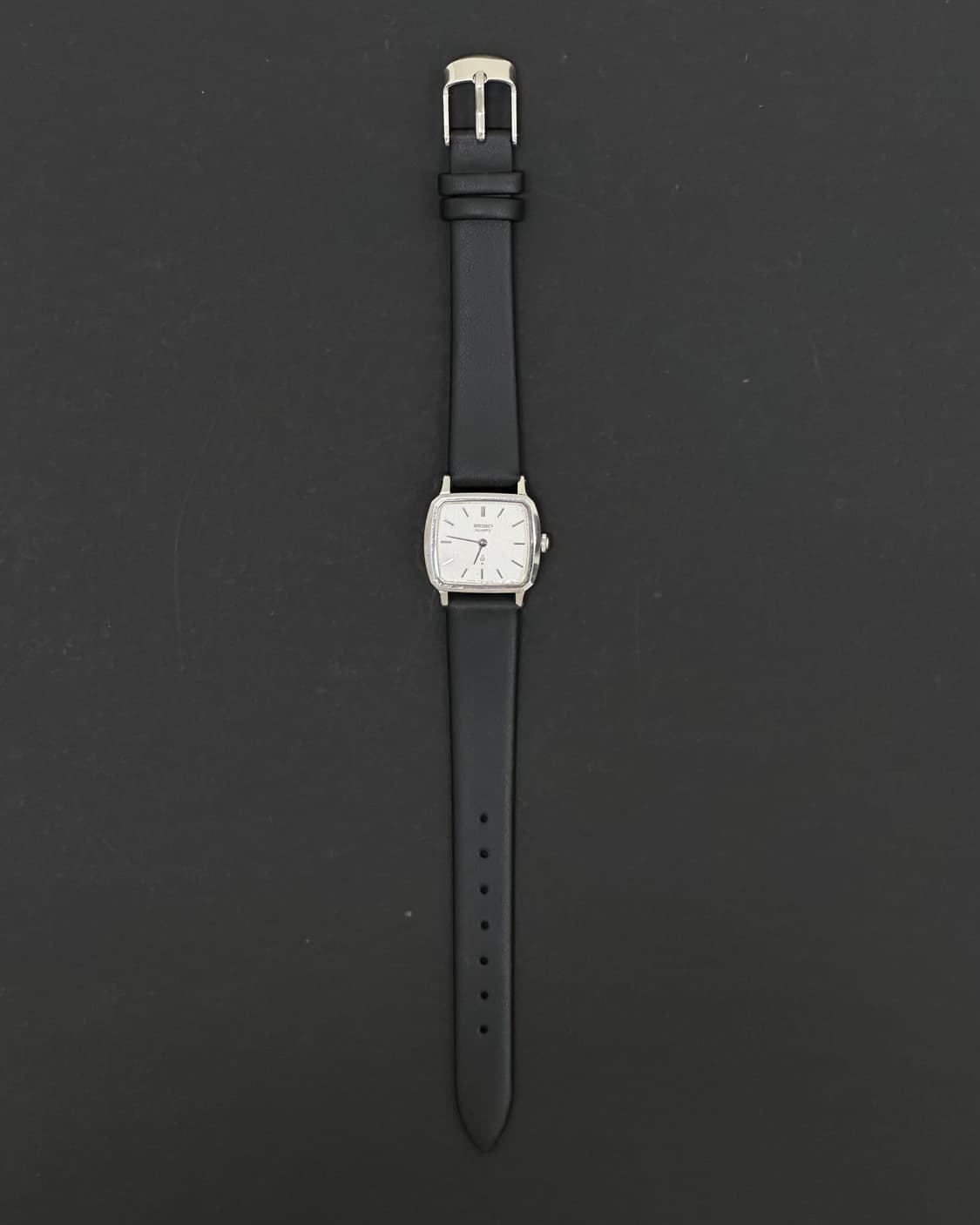 세이코 실버 케이스 쿼츠 시계 상품이미지2