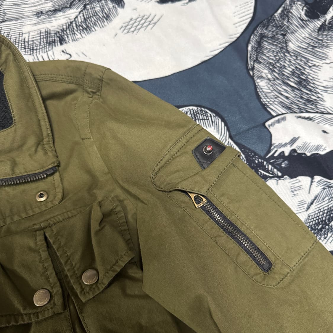 시리즈옴므 야상점퍼 95사이즈 상품이미지3