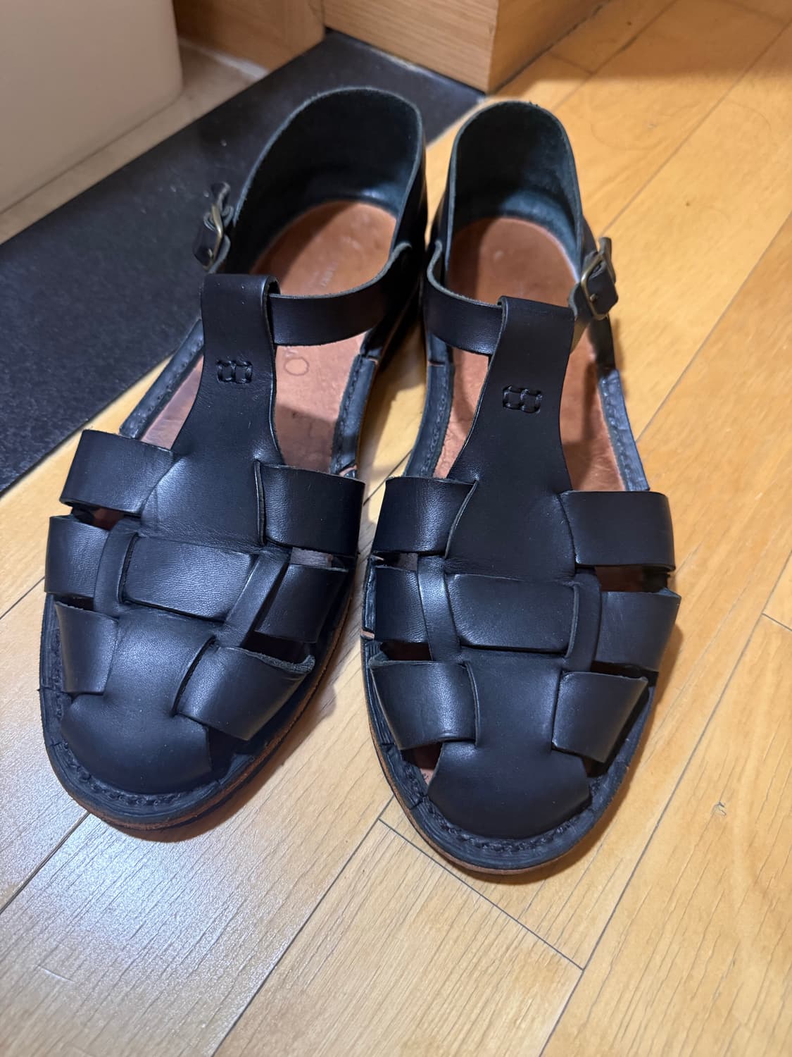 스티브모노 아티저널 샌들 블랙 44사이즈 상품이미지1