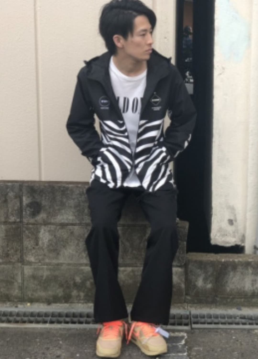 wtaps x fcrb 콜라보 윈드브레이커 상품이미지8