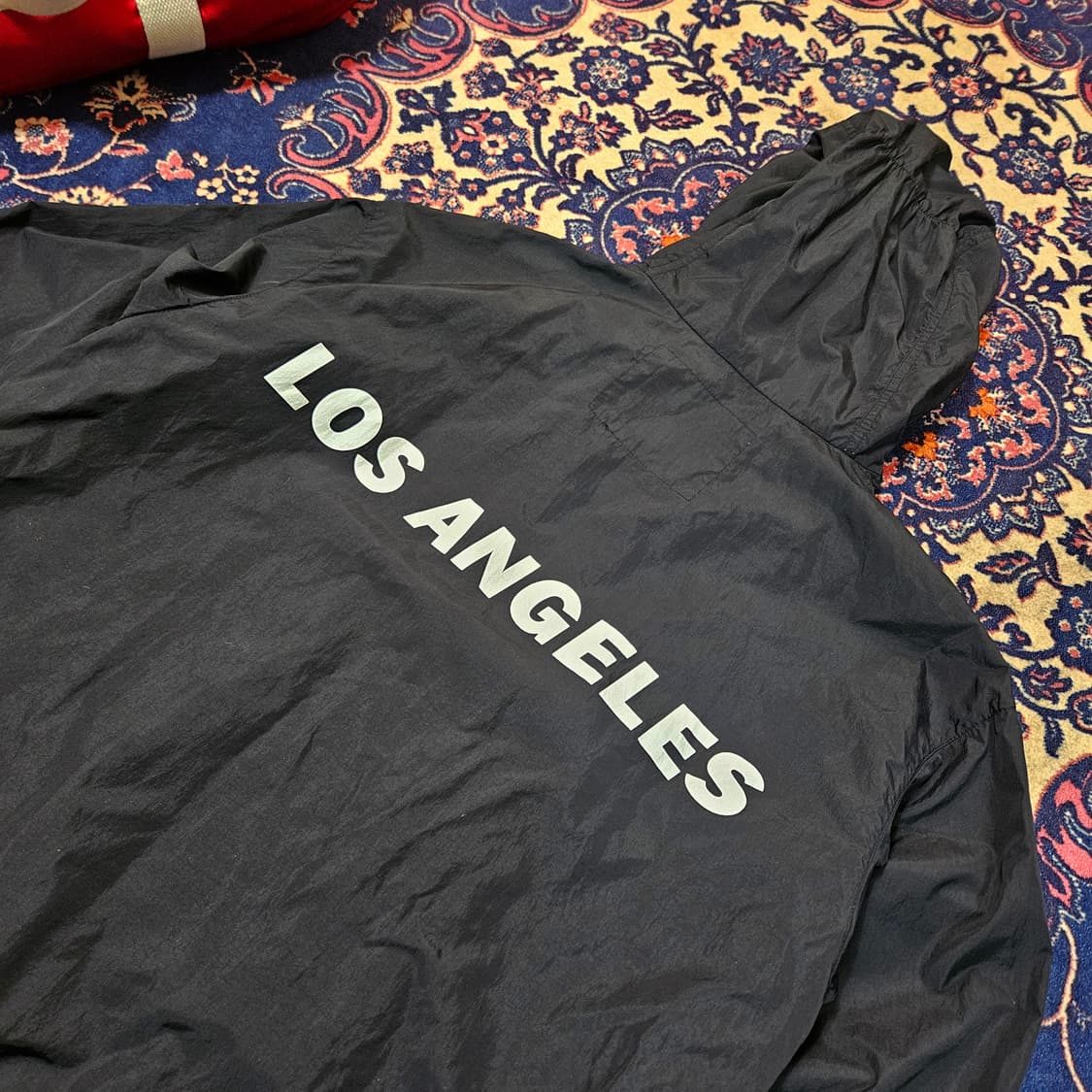 게스(GUESS) 로스엔젤레스 레터링 윈드브레이커 L size 상품이미지3