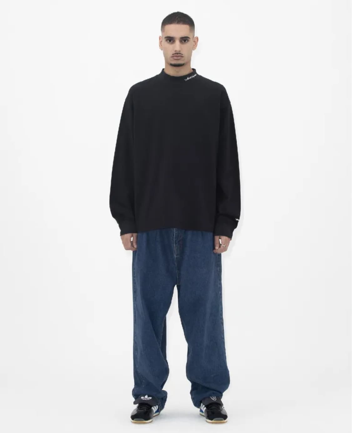 예스아이씨 Y.E.S Mock Neck L/S BK 상품이미지3