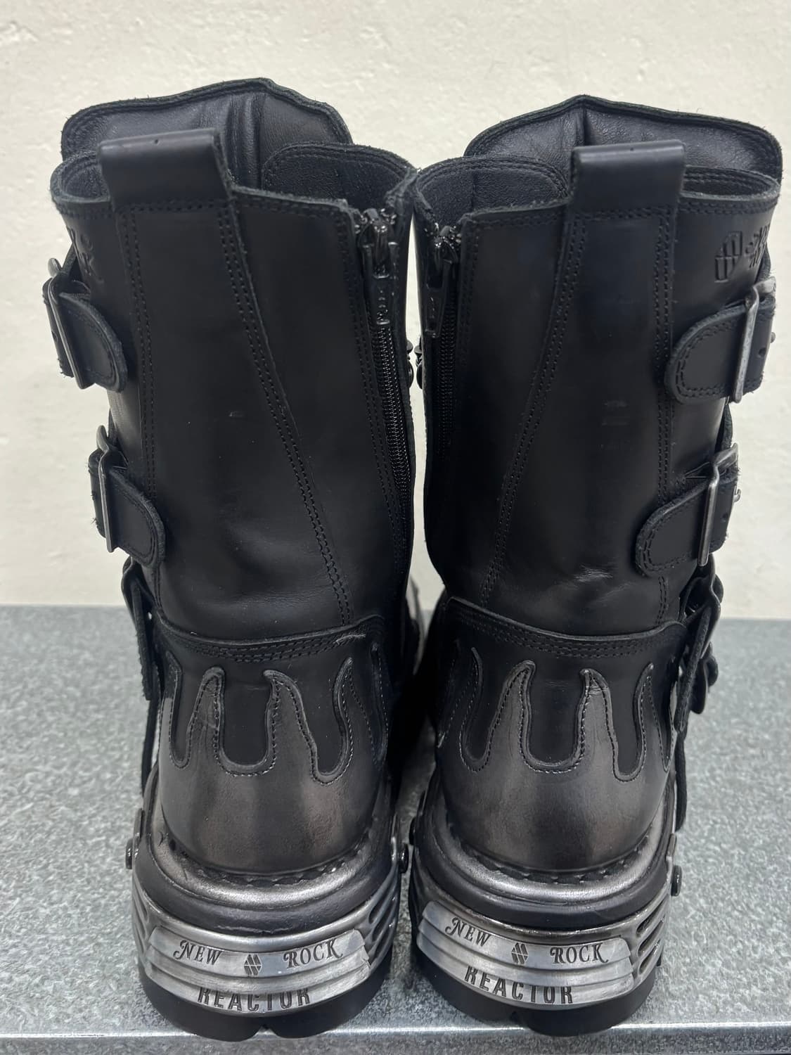 뉴락 그레이 메탈 부츠 상품이미지2