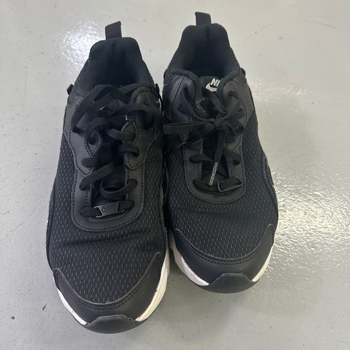 245 나이키 라이즈 365 운동화 0407D 상품이미지1