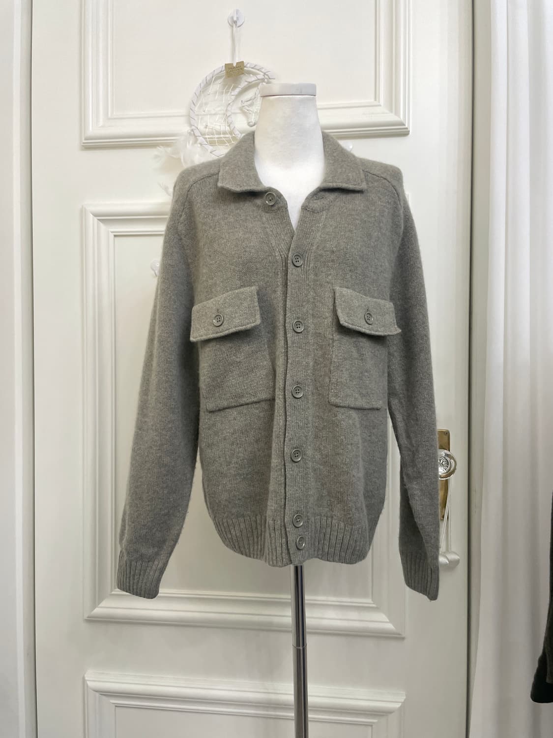 khaki pocket point basic sweater(size-M) 상품이미지1