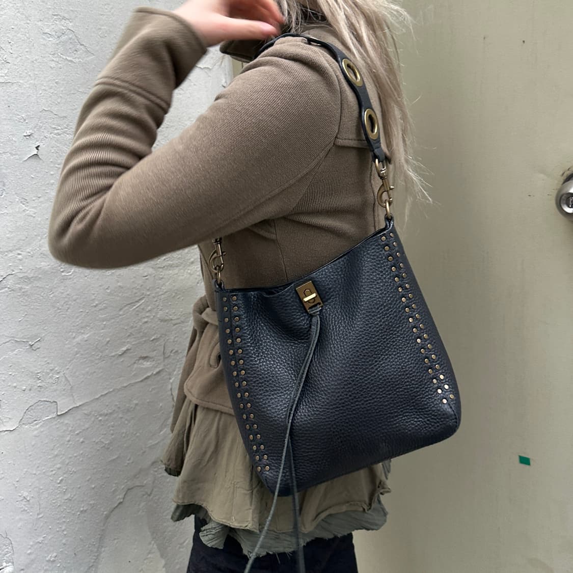 00s 레베카 민코프 가죽 & 앤틱 브라스 숄더백 상품이미지10