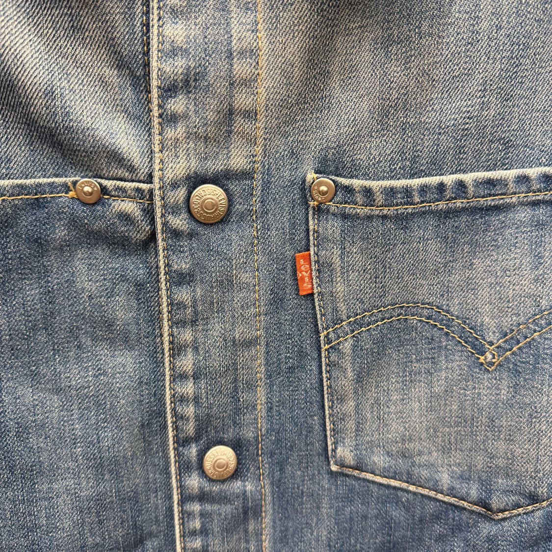 리바이스 엔지니어드 진 데님 자켓 오렌지탭 디테일 레귤러핏 인디고 블루 상품이미지5