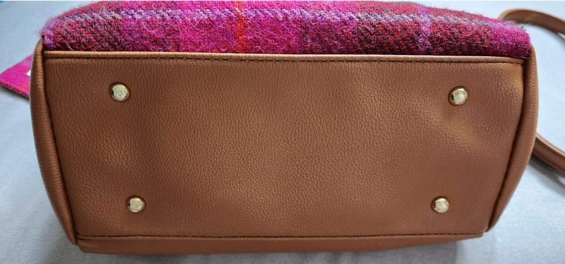 해리스 트위드(Harris Tweed) 숄더백 팝니다 상품이미지3