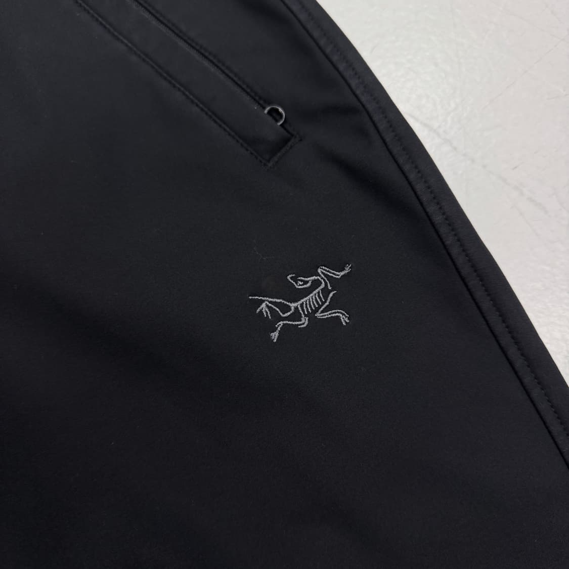 아크테릭스 고프코어 벨티드 쉘 팬츠 블랙  상품이미지5