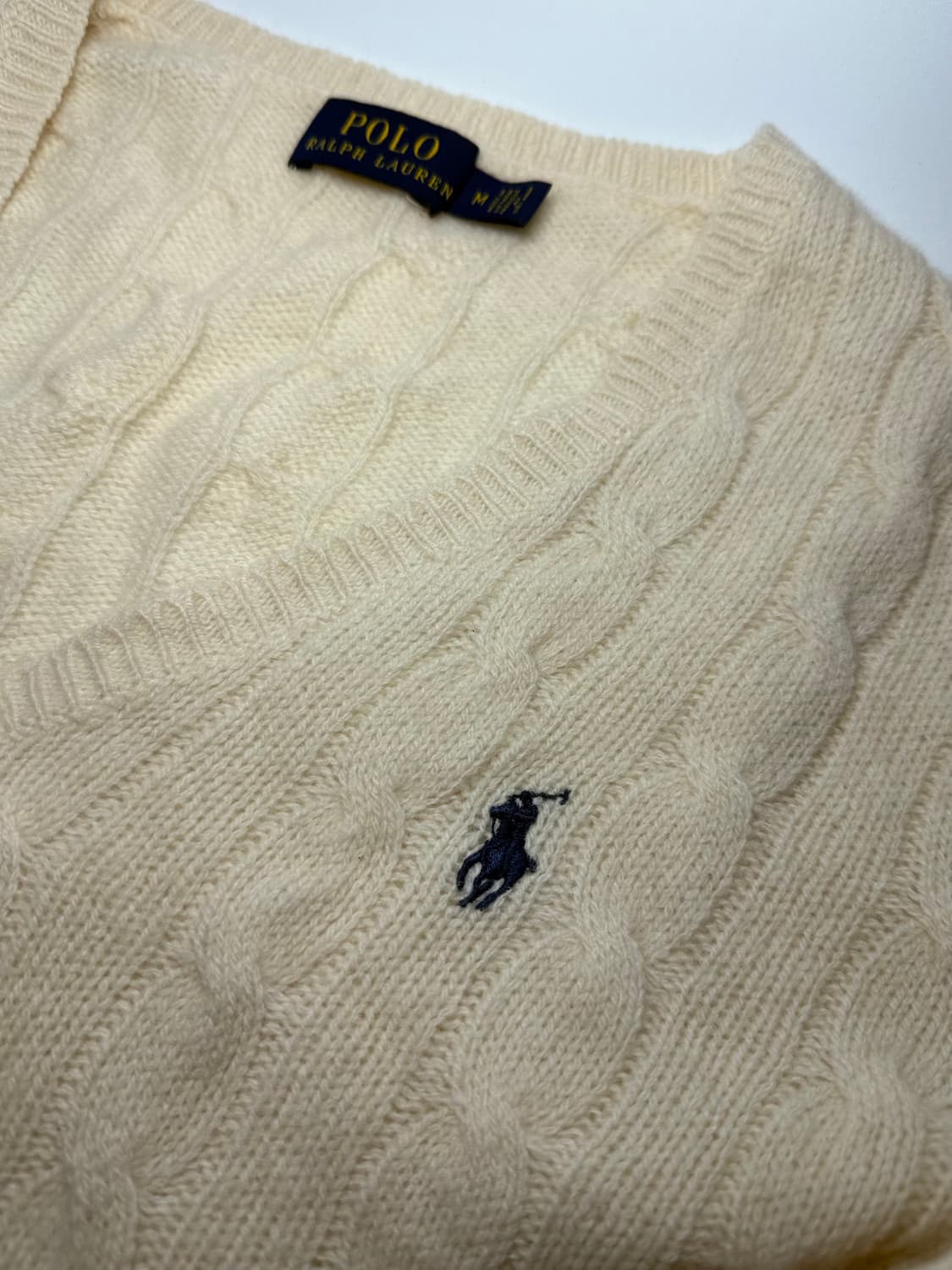 폴로 랄프로렌 브이넥 케이블 니트 아이보리 상품이미지6