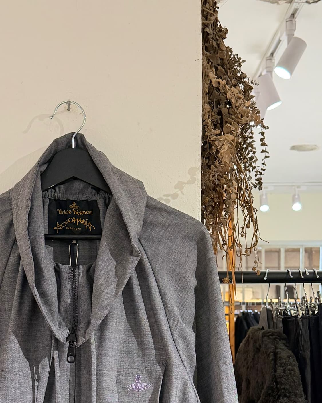 비비안웨스트우드 그레이 드레이프 집업 자켓 상품이미지3