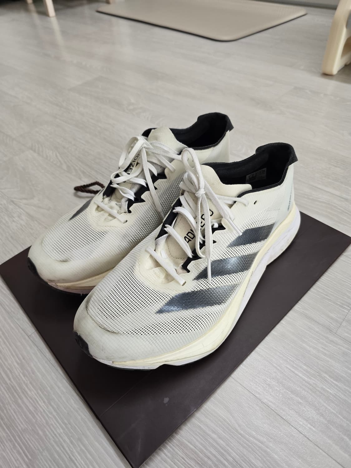 아디다스 아디제로 보스턴12 화이트 270사이즈 상품이미지4