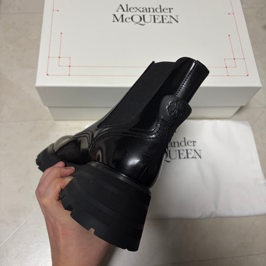 새상품(260)알렉산더맥퀸 원더 첼시부츠 블랙 상품이미지4