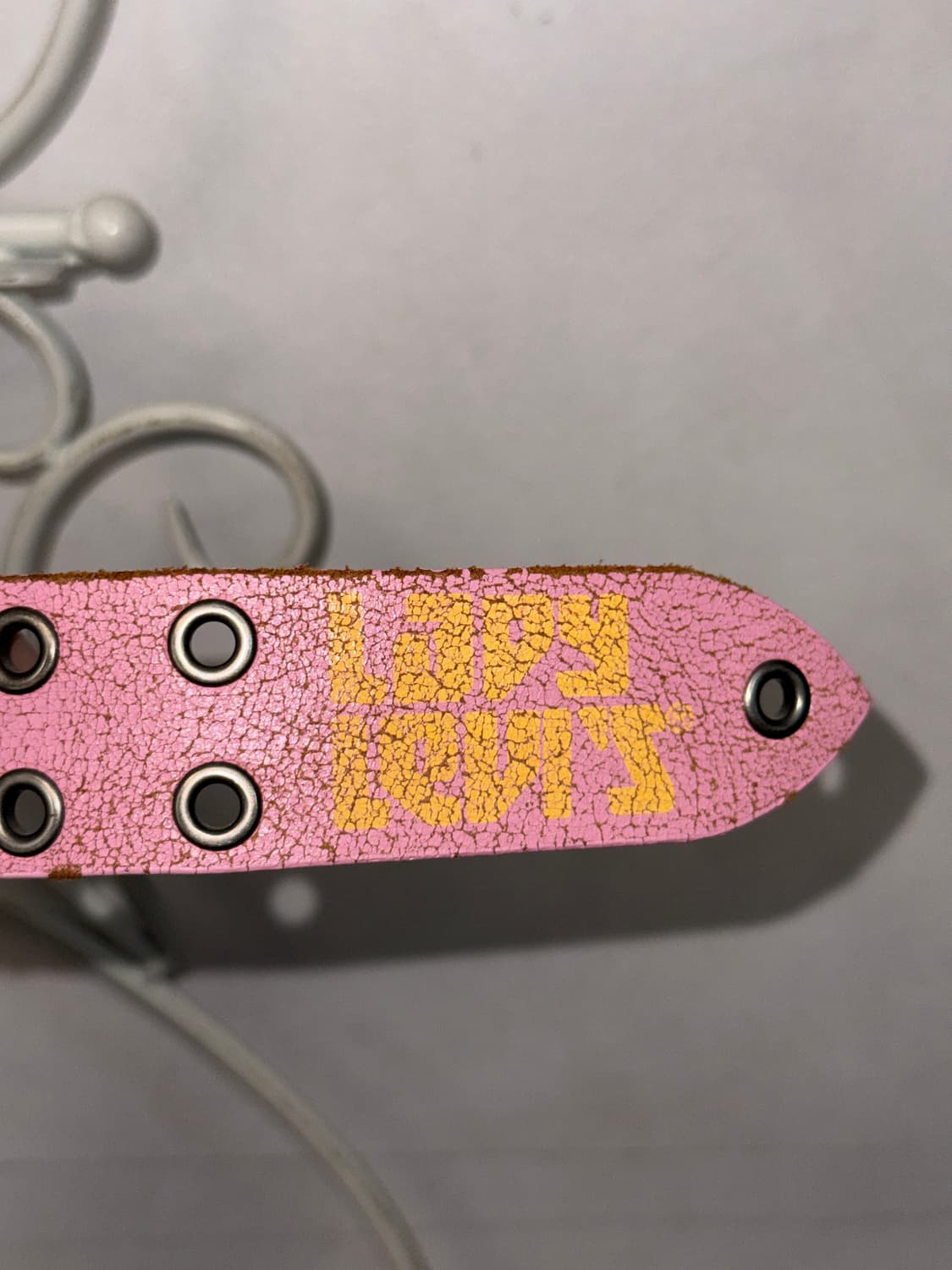 Levi’s pink stud punching belt 상품이미지9