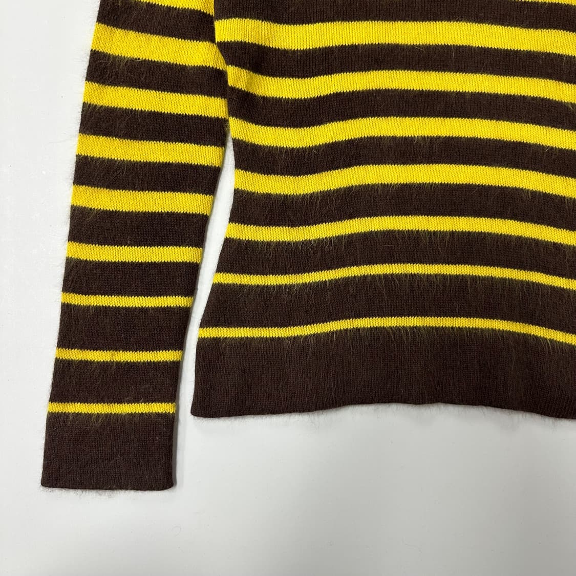 폴스미스 브이넥 니트 상품이미지4