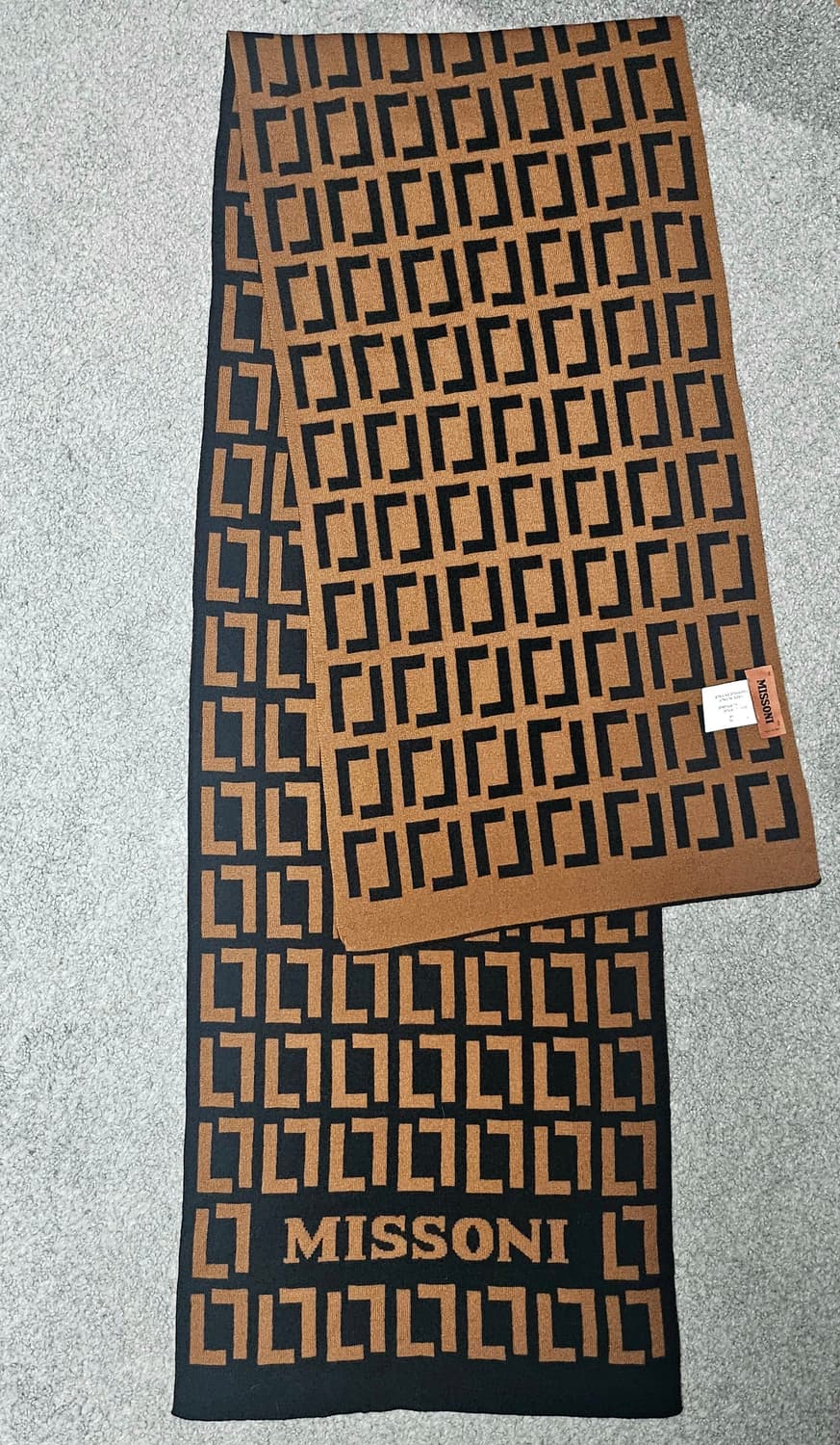 [미실착]MISSONI 미쏘니 로고 패턴 머플러 브라운/블랙 상품이미지1