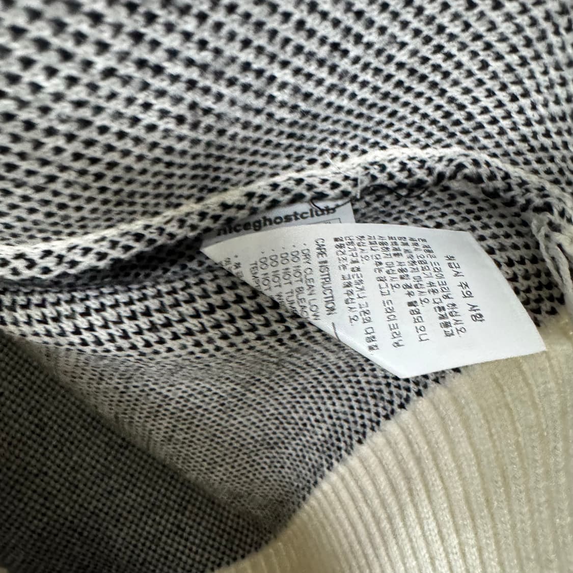 나이스고스트클럽  토네이도로고 라운드니트 상품이미지4