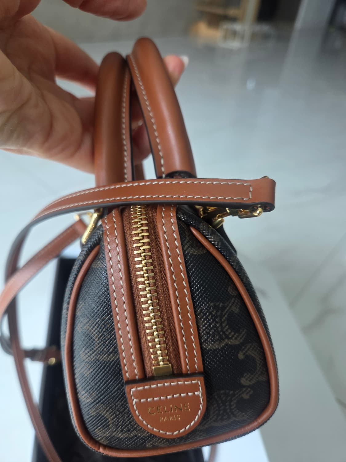 셀린느미니  보스턴백 탄 상품이미지2