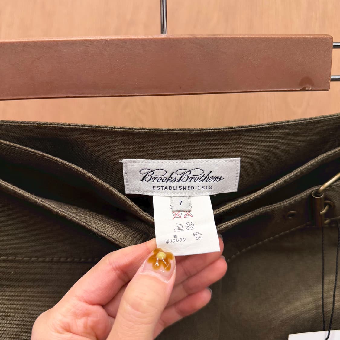 브룩스 브라더스 코튼 미디 스커트 트임 허리 벨트 디테일 카키 브라운 상품이미지6