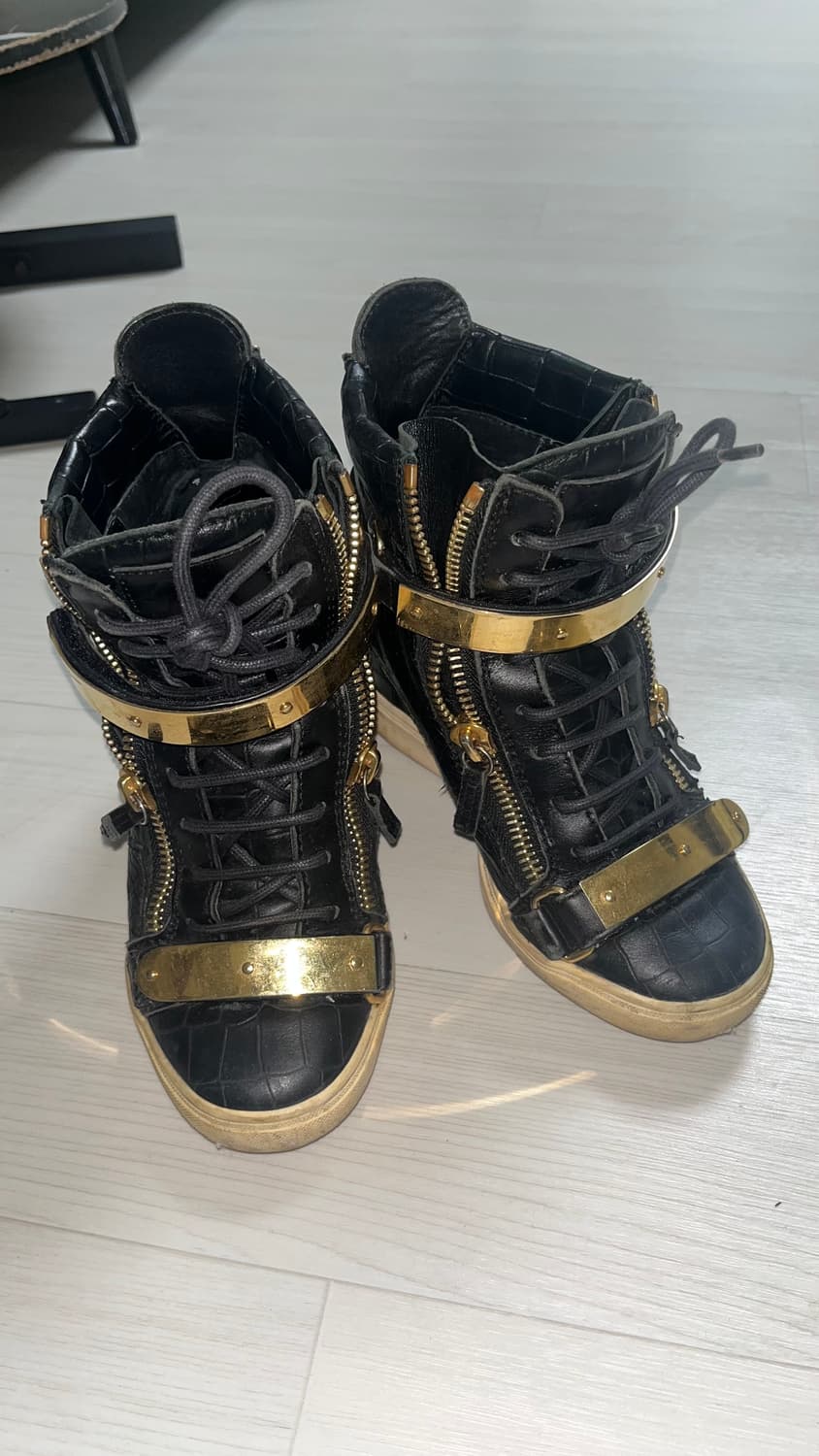 쥬세페 자노티 37.5 블랙 흰창 웨지스니커즈 상품이미지1