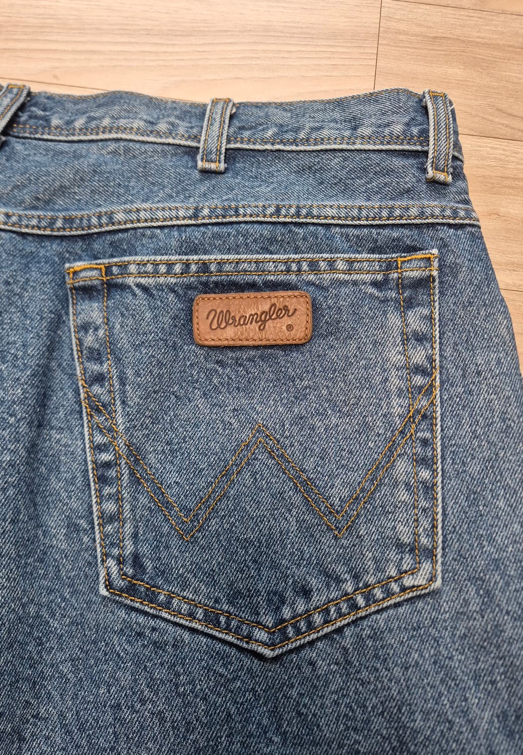 랭글러 / 레귤러핏 미디엄 스톤워시 / W40 L30 상품이미지6