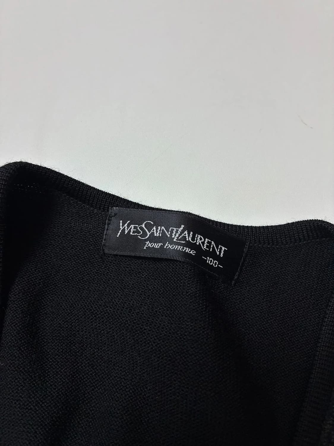 입생로랑 00's 울 니트 베스트 PN8195 상품이미지6