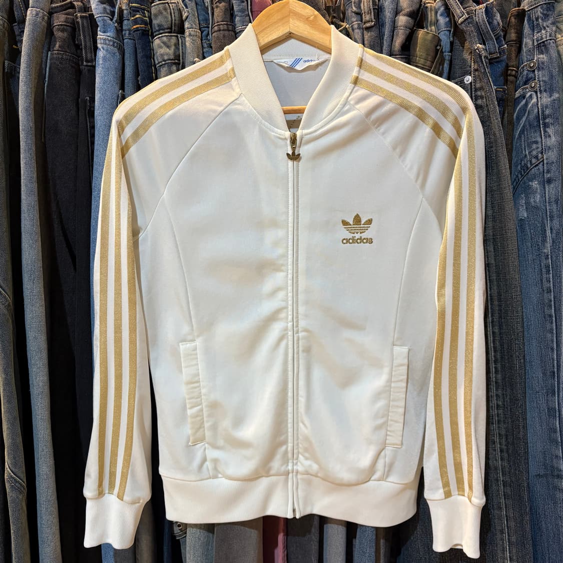 아디다스 대장급 화이트 골드 트랙탑 져지 상품이미지1