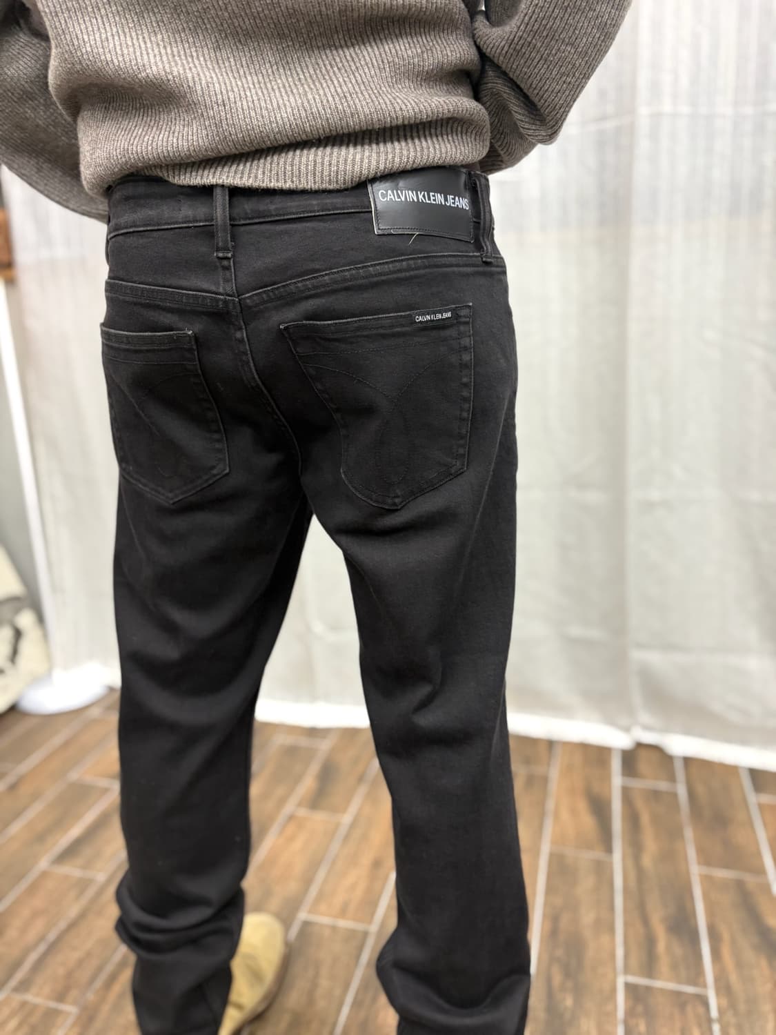 캘빈클라인 CKJ027 블랙 클래식 데님 팬츠 상품이미지3