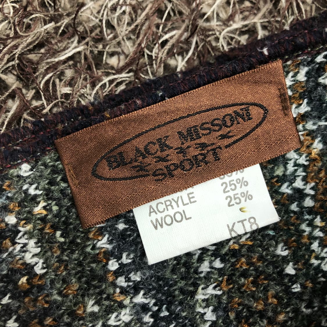 미쏘니 멀티컬러 패턴 울 머플러 상품이미지3