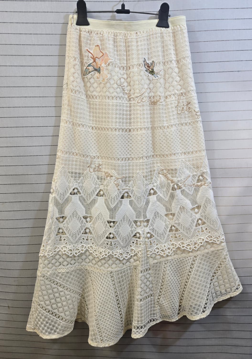 아이보리 타임레이스 롱 스커트 자수 디테일 상품이미지2