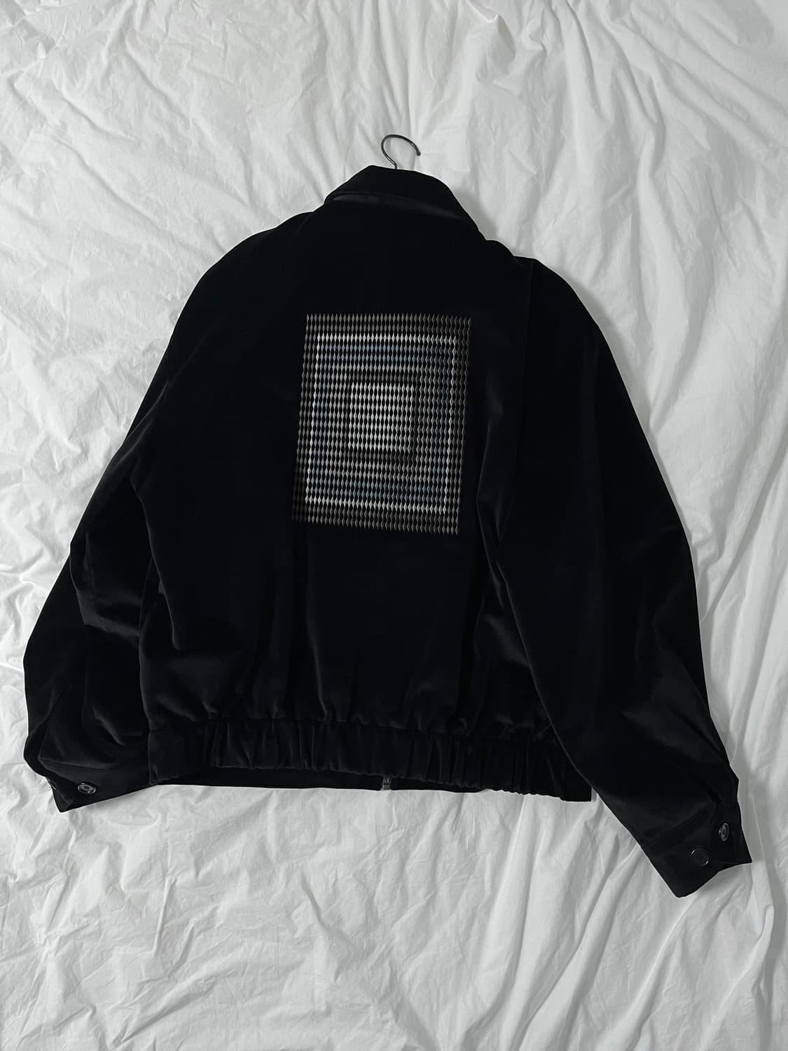 아모멘토 벨벳 점퍼 상품이미지1