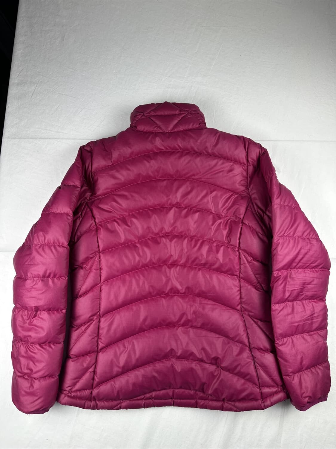 파타고니아 구스 다운 경량패딩 마젠타 상품이미지6