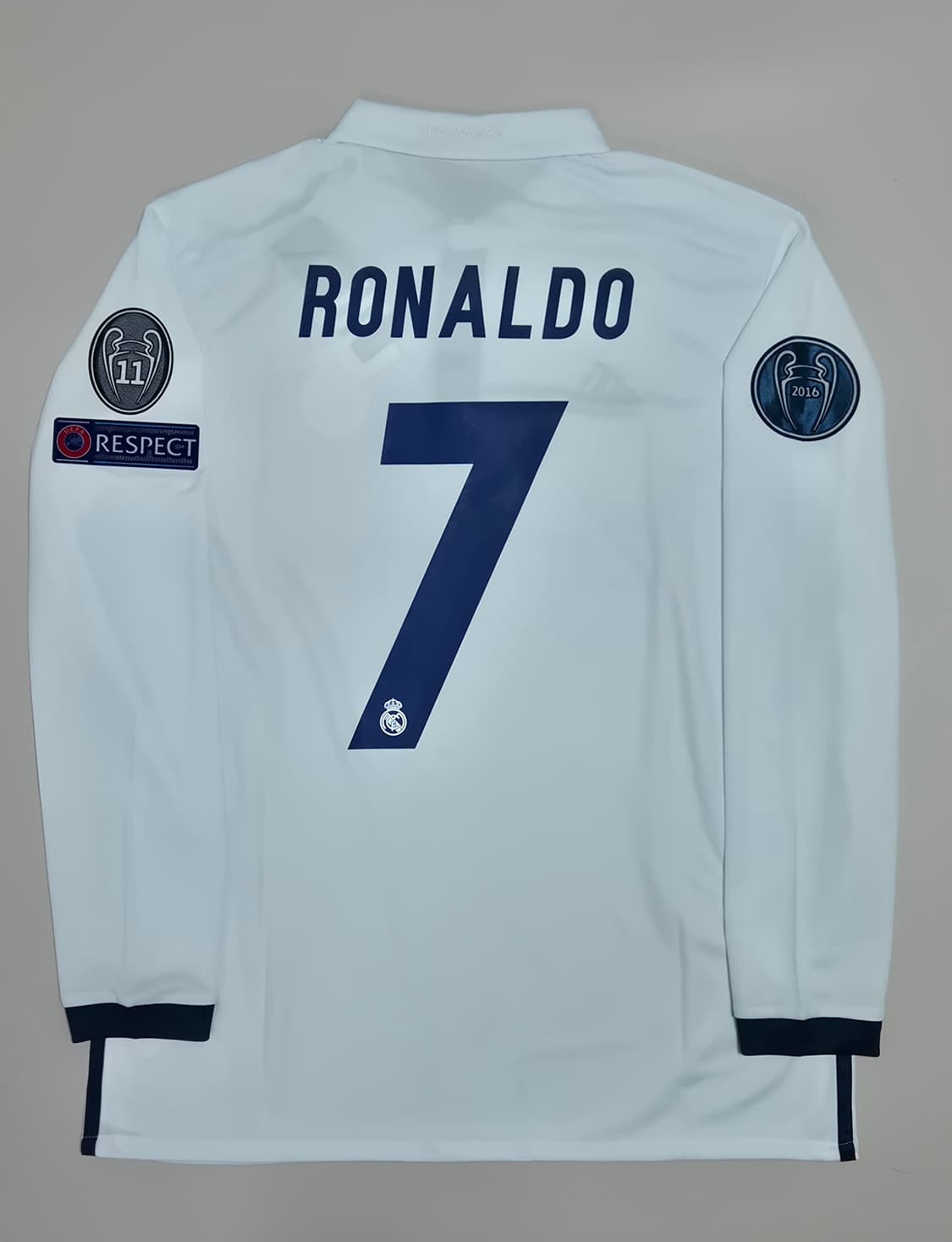 16-17 레알마드리드 홈킷 호날두 긴팔유니폼 L사이즈 레플리카  상품이미지1