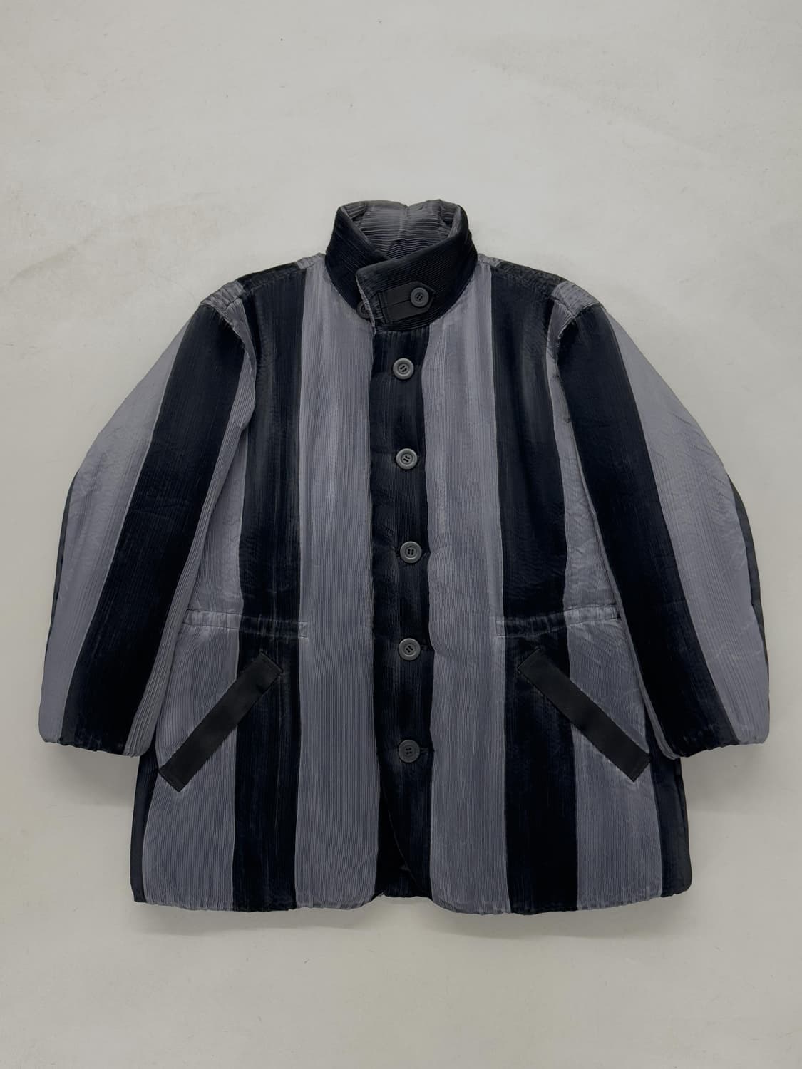 96 이세이미야케 플리츠 다운 자켓 상품이미지1