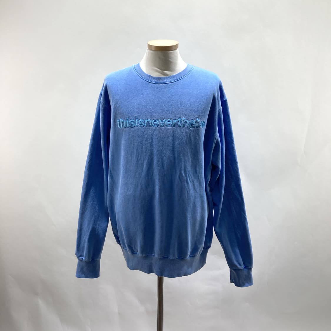 디스이즈네버댓 워싱블루맨투맨 2023 100 상품이미지1