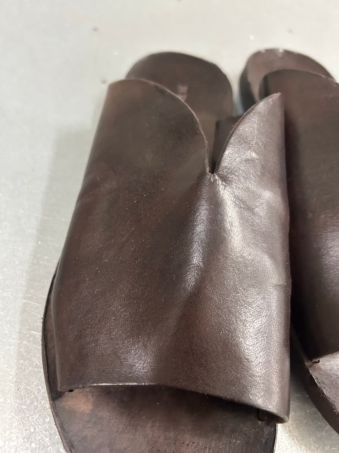 브라도르 V컷 레더 슬리퍼 39 상품이미지7