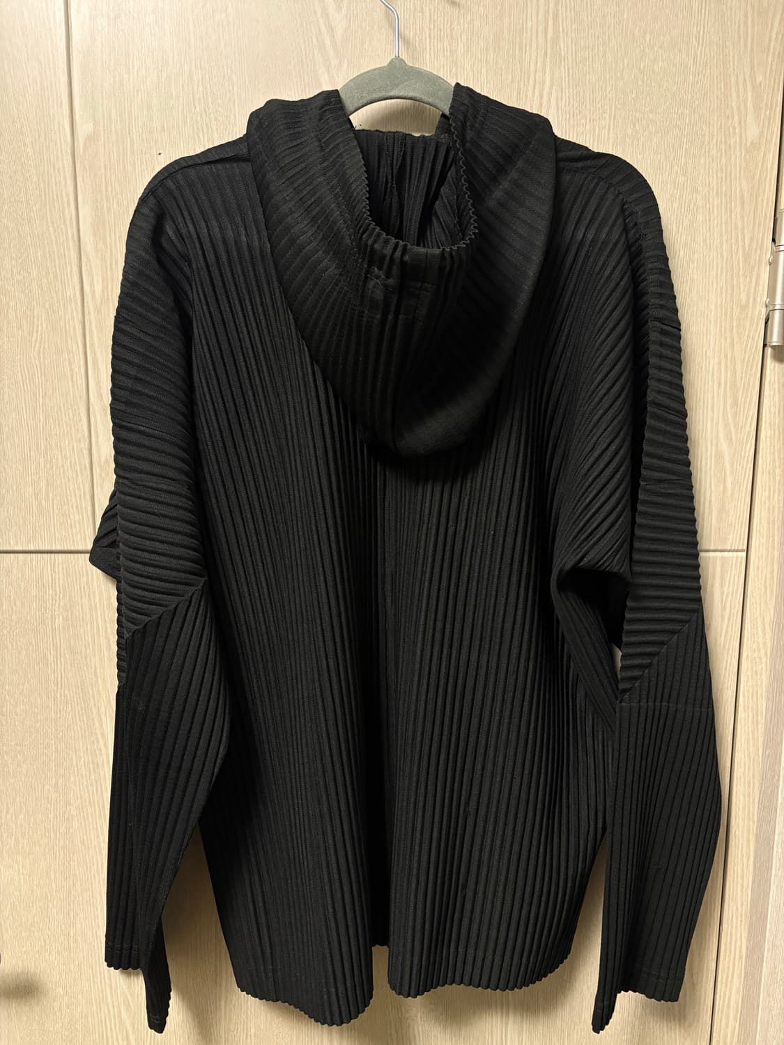 이세이미야케 옴므플리세 후드집업 블랙 3사이즈 상품이미지2