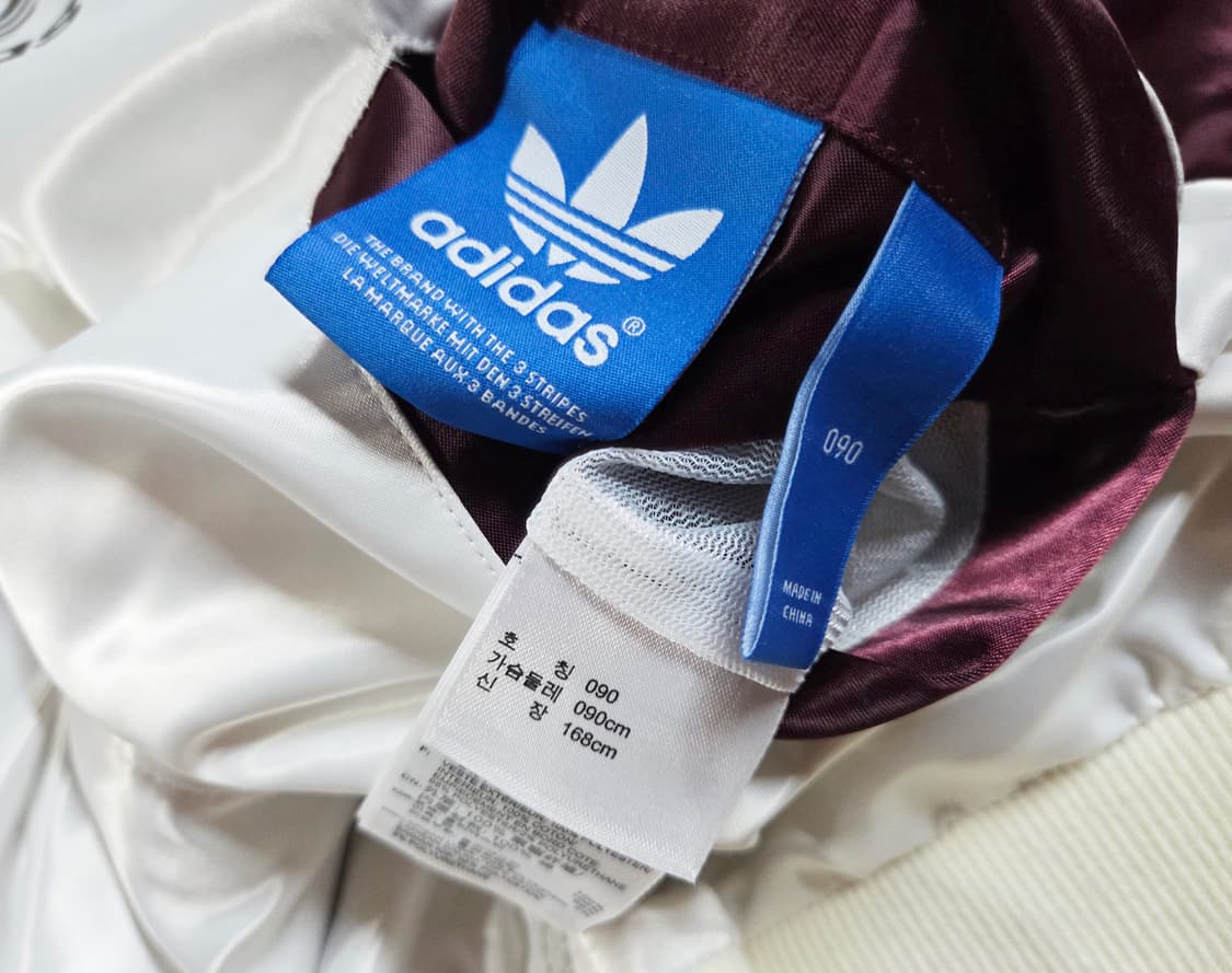 아디다스 Adidas 리버시블 화이트 버건디 트랙탑 상품이미지5