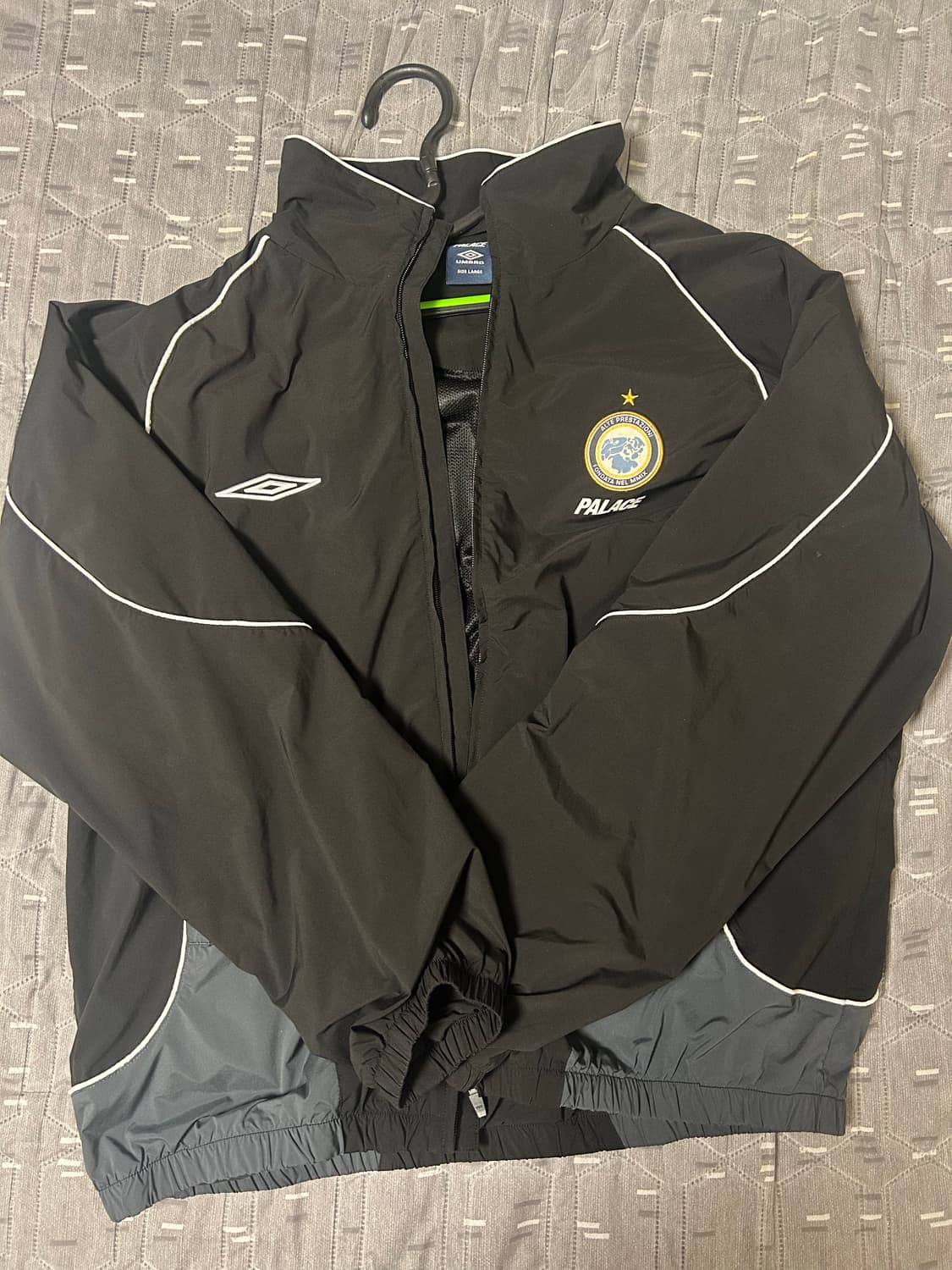 팔라스x엄브로 트랙 자켓 블랙 상품이미지1