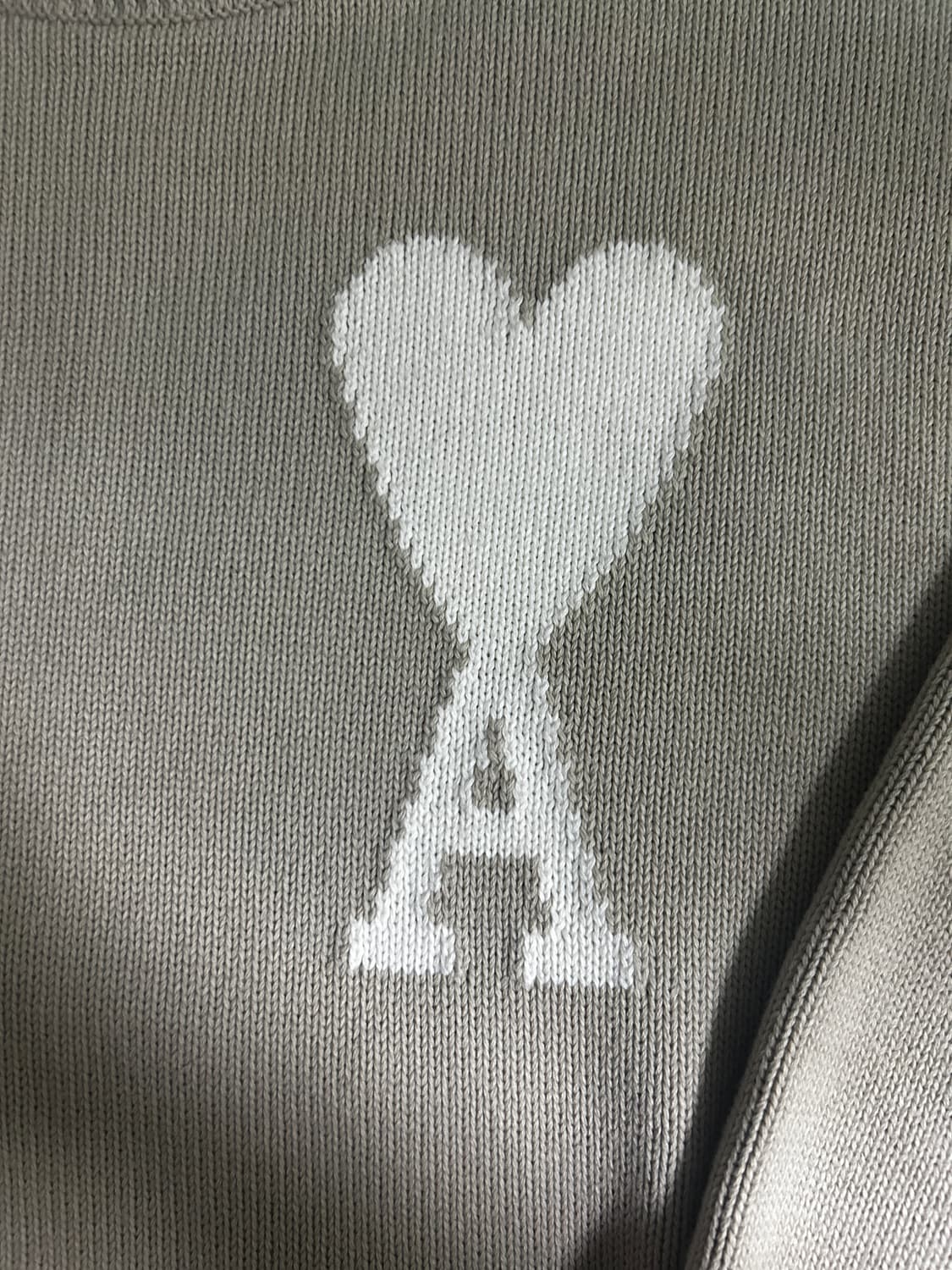 아미 빅 하트 니트 상품이미지2