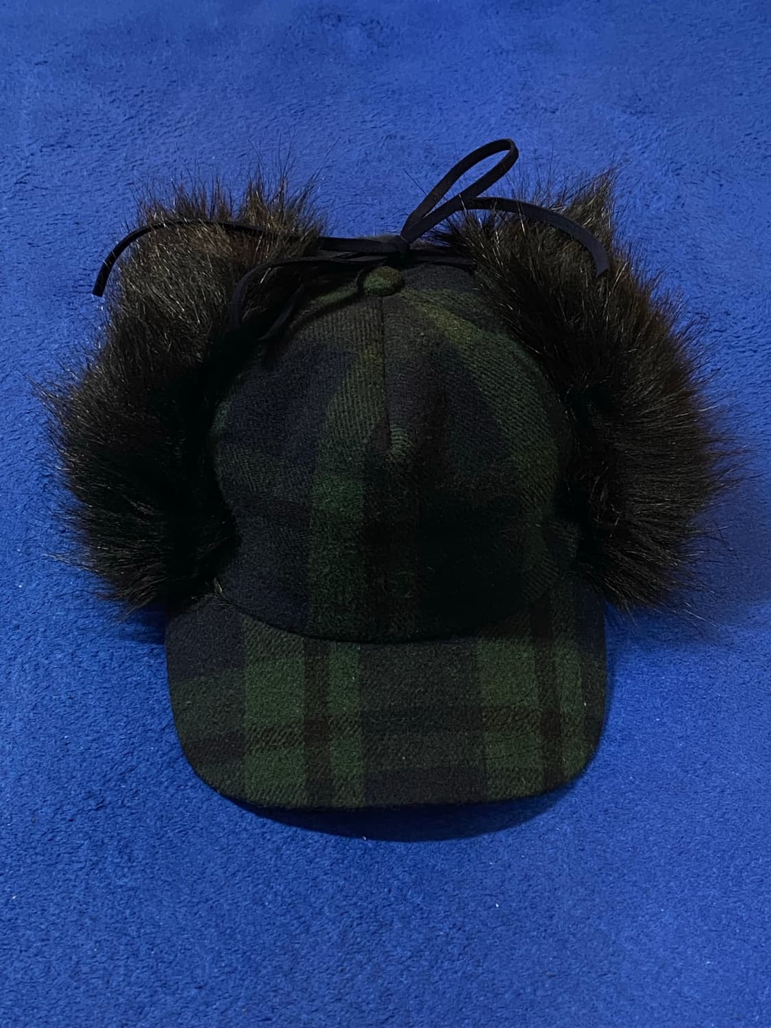 OpenYY 오픈와이와이 타탄 페이크 퍼 이어플랩 캡 (닝닝착용모델) 상품이미지1