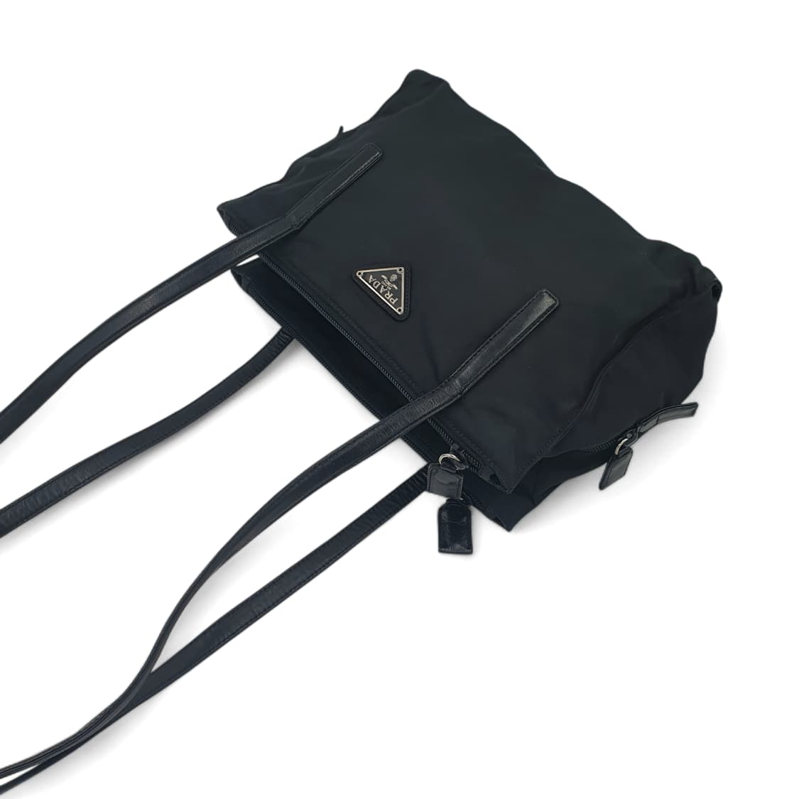 프라다 리나일론 블랙 미니 숄더백 B6082X 상품이미지4